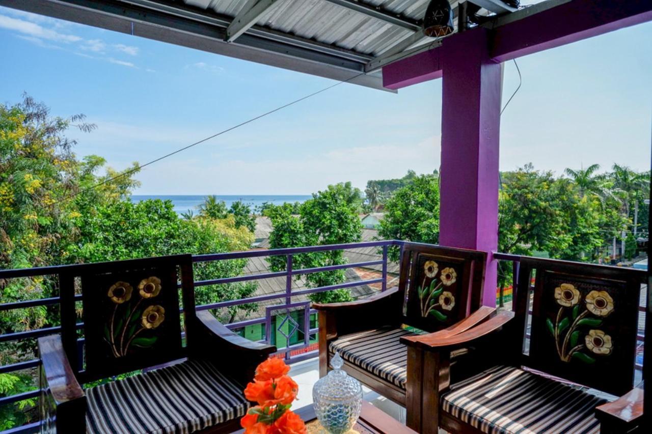 Reddoorz @ Hotel Aulia Majene Екстер'єр фото
